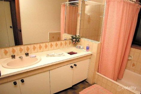 Property photo of 3 Hardwicke Court Frankston VIC 3199
