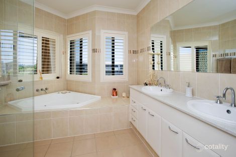 Property photo of 2/41 Compass Drive Biggera Waters QLD 4216
