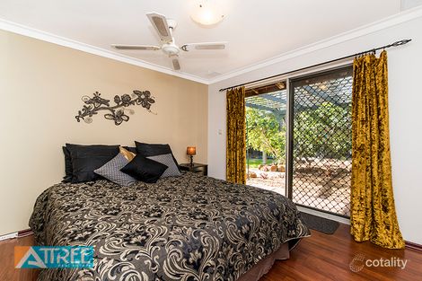 Property photo of 10 Durnsford Way Camillo WA 6111
