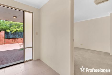 Property photo of 4/66 Northwood Loop Thornlie WA 6108