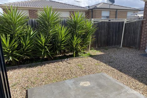 Property photo of 2/1 Beaurepaire Drive Point Cook VIC 3030