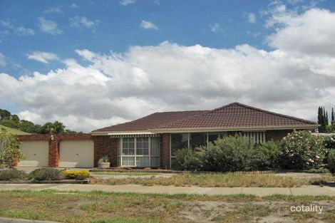 5 Wanganui Ct, Taylors Lakes, VIC 3038