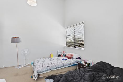 Property photo of 33/20 McConnell Street Spring Hill QLD 4000