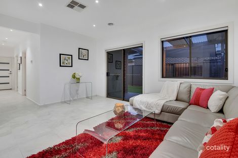 Property photo of 2 Gift Road Craigieburn VIC 3064