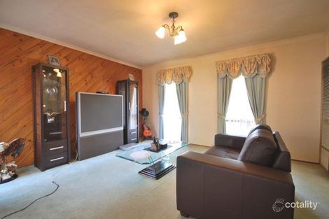 Property photo of 23 Bourke Road Cranbourne VIC 3977