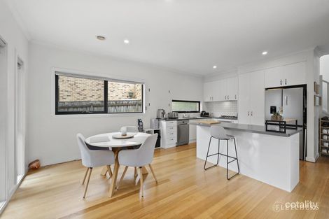Property photo of 2/28 Dorset Road Croydon VIC 3136