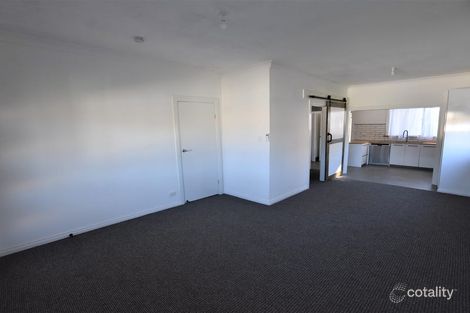 Property photo of 52 John Street Moe VIC 3825
