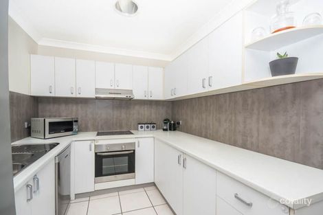 Property photo of 2/213 Central Street Labrador QLD 4215