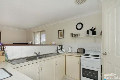 Property photo of 1 Lucine Court Heathridge WA 6027