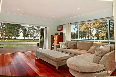 74 Grand Pde, Bonnells Bay, NSW 2264