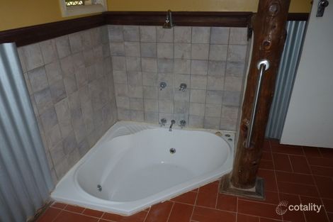 Property photo of 2 Andrew Street St George QLD 4487