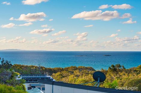 Property photo of 27 George Nothling Drive Point Lookout QLD 4183