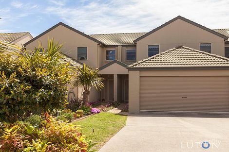 17 Carnall Cl, Holt, ACT 2615