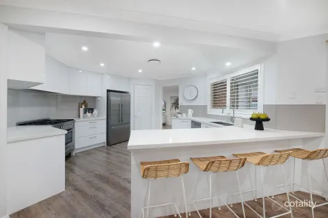 Property photo of 8 Pinnacle Way Glenwood NSW 2768