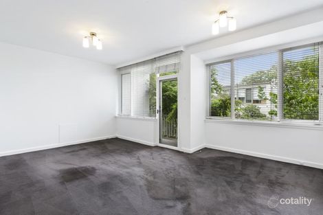 Property photo of 11/5 Selwyn Court Toorak VIC 3142