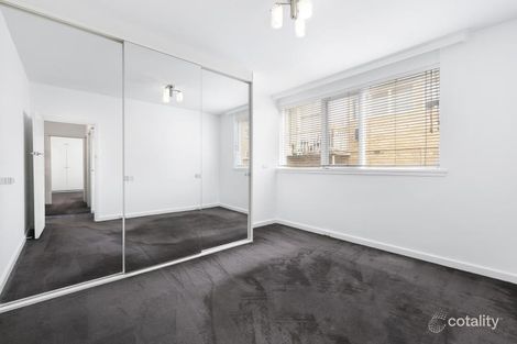 Property photo of 11/5 Selwyn Court Toorak VIC 3142