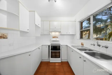 Property photo of 5/10 Avon Road Dee Why NSW 2099