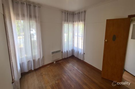 Property photo of 37 Shelley Street Wendouree VIC 3355