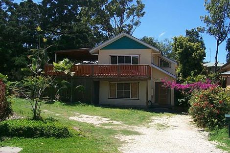 8 Mahr Pl, Suffolk Park, NSW 2481