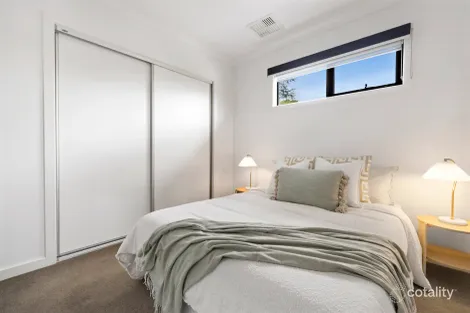 Property photo of 1 Newhaven Lane Croydon VIC 3136