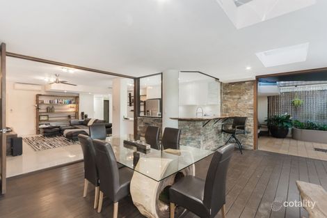 2/219-225 Abbott St, Cairns North, QLD 4870