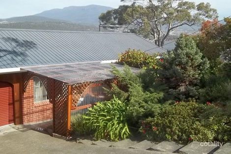 Property photo of 11 Rianna Road Lindisfarne TAS 7015