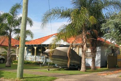 19 Randall Pde, Adamstown Heights, NSW 2289