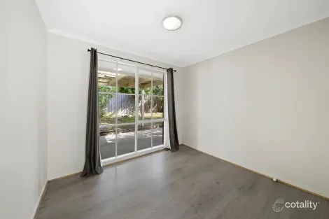 Property photo of 56 Collins Crescent Berwick VIC 3806