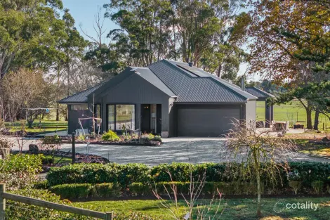 5 Carlsruhe Cemetery Rd, Carlsruhe, VIC 3442