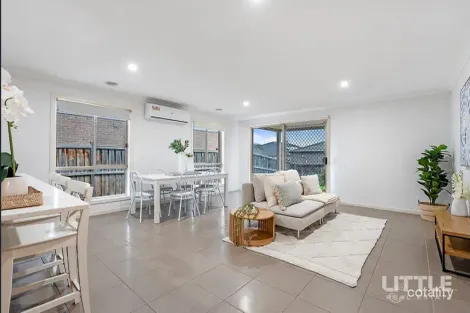 Property photo of 8 Barley Crescent Clyde North VIC 3978