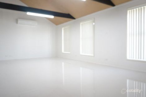 Property photo of 2 Ryde Place St Johns Park NSW 2176