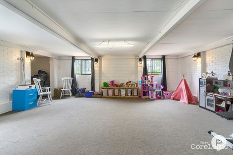 Property photo of 7 Halton Street Stafford Heights QLD 4053