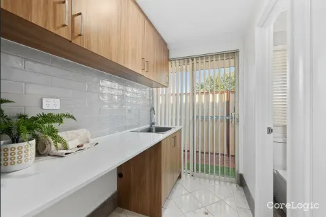 Property photo of 28A Hooson Way Wilson WA 6107