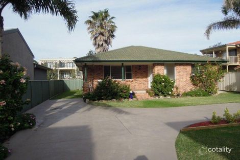 2/24 Harbord St, Thirroul, NSW 2515