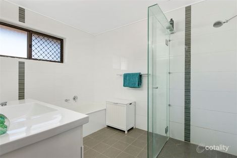 Property photo of 32 Statton Street Oxley QLD 4075