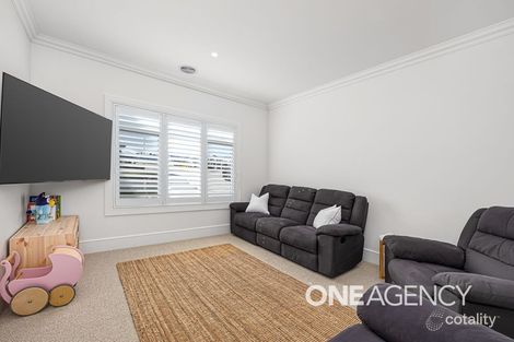 Property photo of 25 Turramia Crescent Gobbagombalin NSW 2650