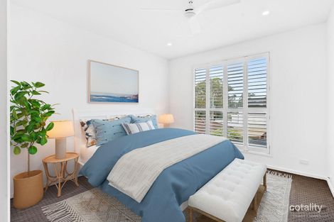Property photo of 1/76 Heeb Street Benowa QLD 4217