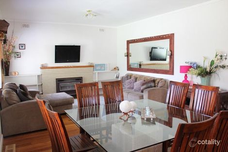 Property photo of 102 Deakin Street Essendon VIC 3040