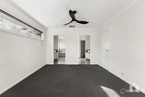 Property photo of 211 Cookes Road Doreen VIC 3754
