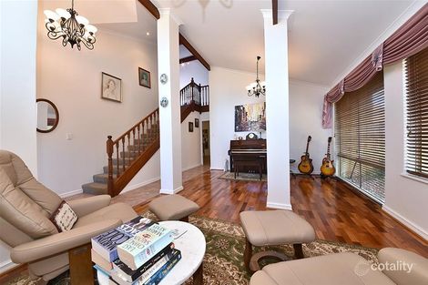 Property photo of 4 Plumdale Way Woodvale WA 6026