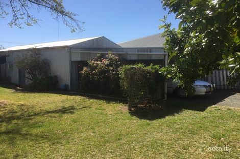 Property photo of 393 Moore Street Hay NSW 2711