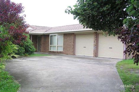 Property photo of 12 Pinemount Crescent Oxenford QLD 4210