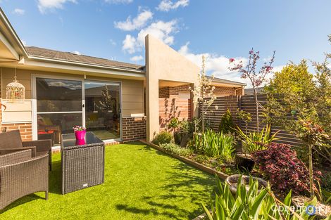 Property photo of 4/21 Gordon Withnall Crescent Dunlop ACT 2615