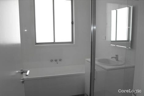 Property photo of 2/16 Young Street Epping VIC 3076