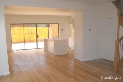 Property photo of 2/16 Young Street Epping VIC 3076