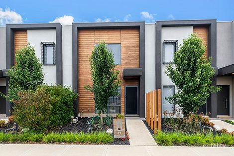 97 Waterhaven Bvd, Point Cook, VIC 3030