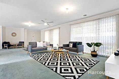 Property photo of 25 Red Oaks Way South Morang VIC 3752