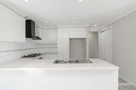 Property photo of 34 Bulleringa Loop Mount Peter QLD 4869