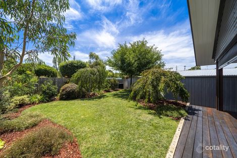 Property photo of 6 Christopher Crescent Karabar NSW 2620