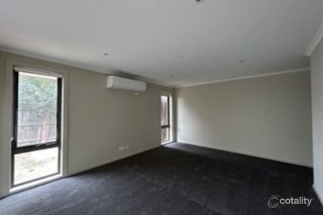 Property photo of 12/181 Riversdale Drive Tarneit VIC 3029